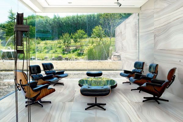 На фото Плитка AGATA (Roberto Cavalli)