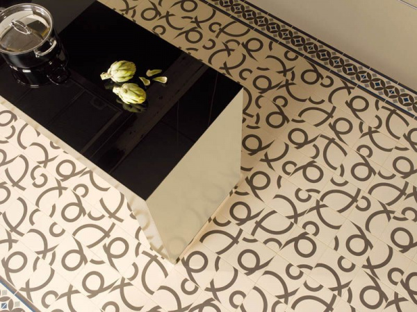 На фото Плитка 1900 (Vives Ceramica)