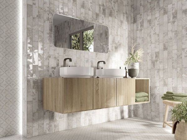 На фото Плитка BAYONNE (Mainzu)