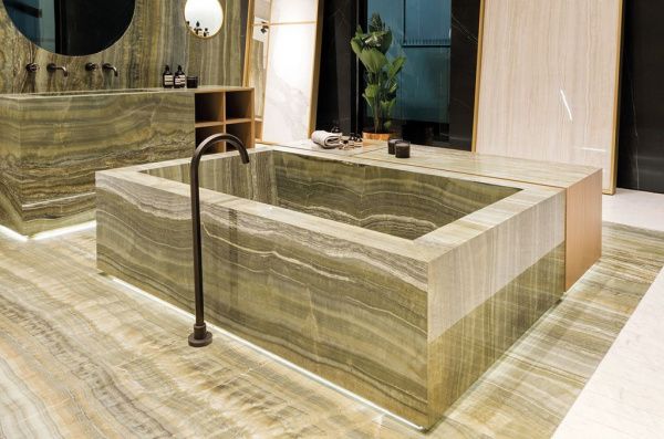 На фото Плитка ULTRA ONICI (ARIOSTEA)