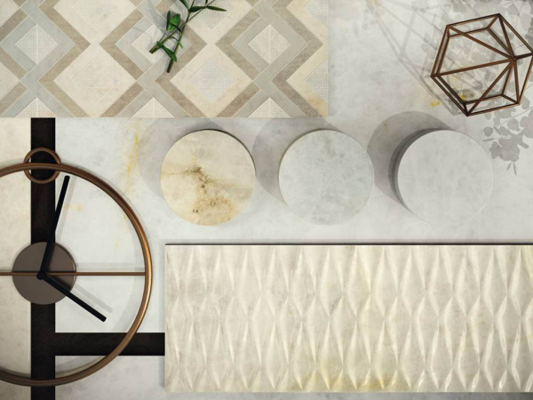 На фото Плитка KRISTALUS (Colorker)