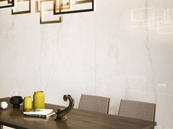 На фото Плитка PURITY OF MARBELE XL Supergres Ceramiche