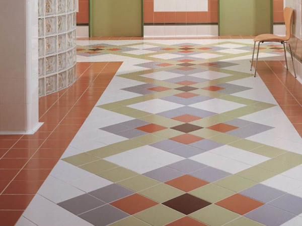 На фото Плитка MONOCOLOR (Vives Ceramica)