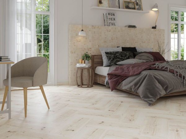 На фото Плитка WOODHOUSE (Cersanit)