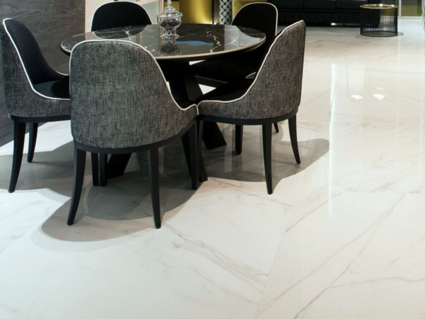 Керамогранит VARENNA BIG SIZES (TAU Ceramica) На фото Керамогранит VARENNA BIG SIZES (TAU Ceramica)