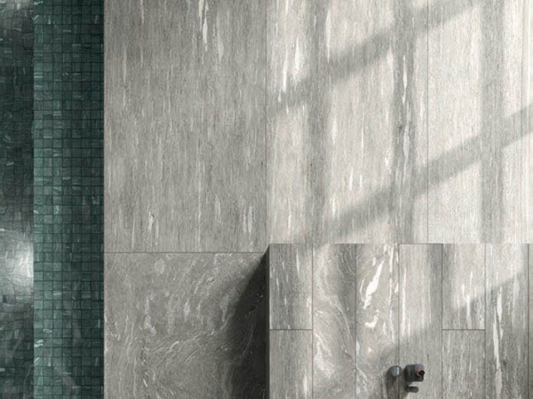 На фото Скайфолл