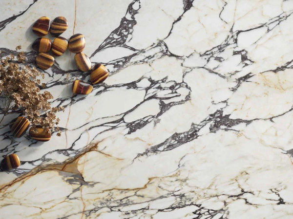 На фото Плитка SUPREME TREASURE (Flaviker)