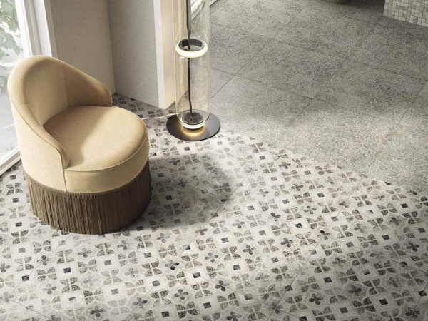 На фото Плитка ORANGERIE (Naxos Ceramica)