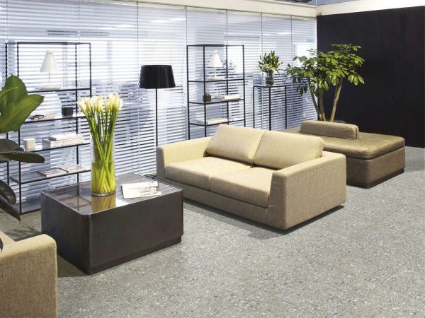 На фото Aglomerat