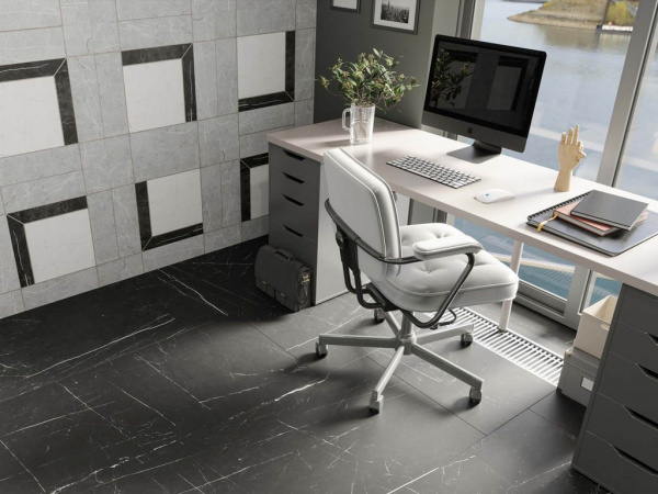 На фото Vision