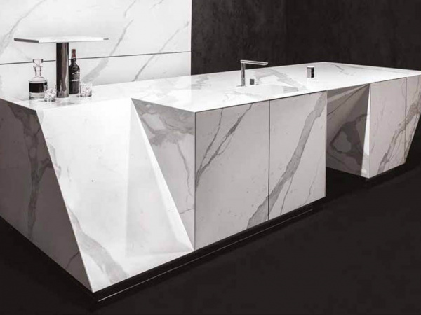 На фото Плитка IN-SIDE (Laminam)