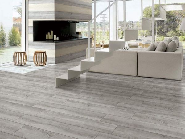 На фото Плитка OAK (Enping Jingye Ceramic)